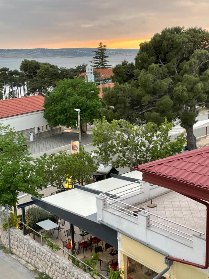 Diana Rooms And Apartments Starigrad Paklenica Εξωτερικό φωτογραφία