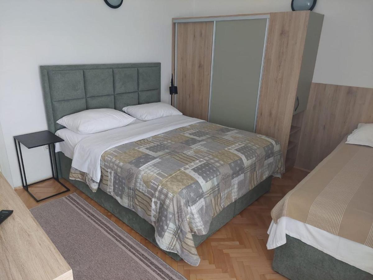 Diana Rooms And Apartments Starigrad Paklenica Εξωτερικό φωτογραφία