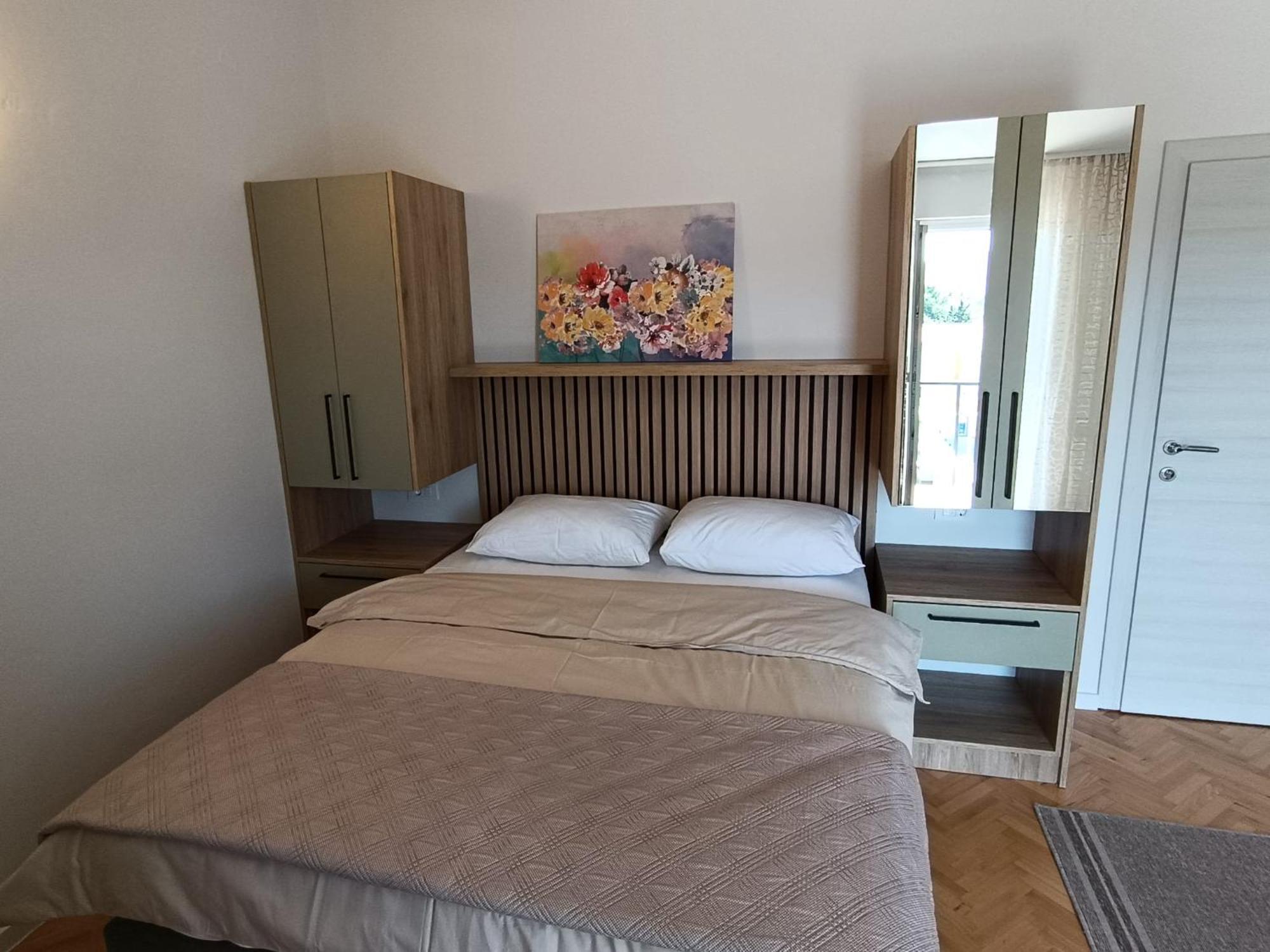 Diana Rooms And Apartments Starigrad Paklenica Εξωτερικό φωτογραφία