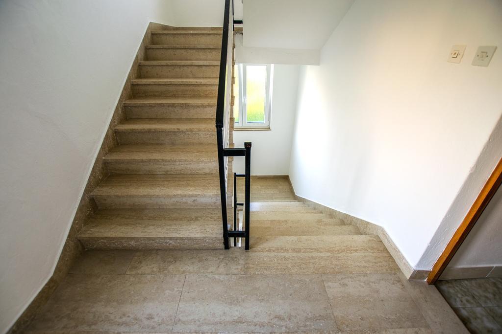 Diana Rooms And Apartments Starigrad Paklenica Εξωτερικό φωτογραφία